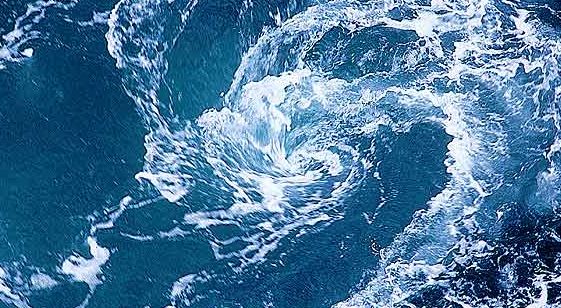 CRUCEROS BODO NORUEGA CRUCEROS SOL DE MEDIANOCHE CRUCEROS FIORDOS NORUEGOS CRUCEROS NORTE DE EUROPA Bodø Noruega Bodo Saltstraumen 